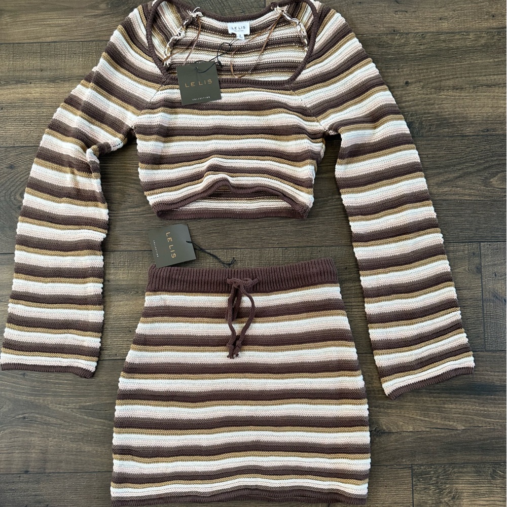 Le Lis Ribbed Striped Knit crop Set in Brown, Cream & Tan